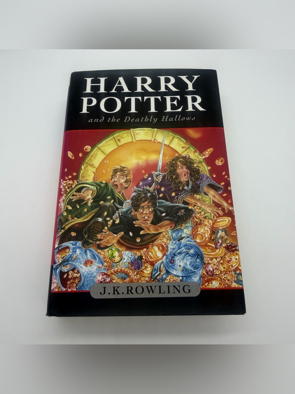 Harry Potter and the Deathly Hallows Hardcover & Dust Jacket (Raincoast Edition)